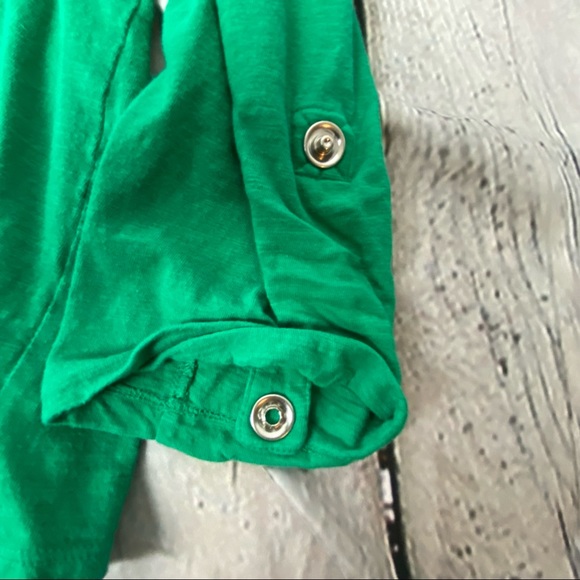 Chico’s size 2 Green too long sleeve or button short sleeve with snap button - Picture 6 of 9